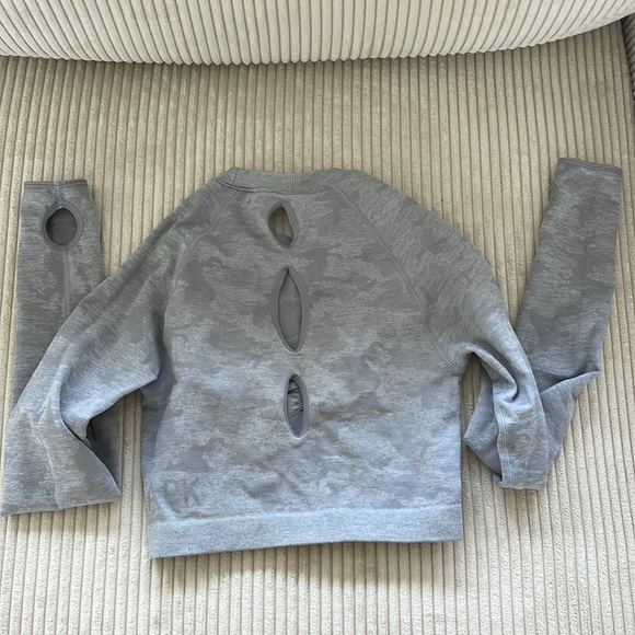 Gymshark Adapt Animal Long Sleeve Running/Workout Shirt - Picture 2 of 2